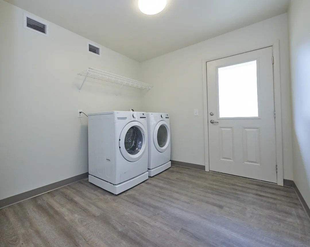 Campbell Estates Laundry Room Detail